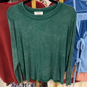 Zenana Outfitters Forest Green Ribbed Long-Sleeve Tee